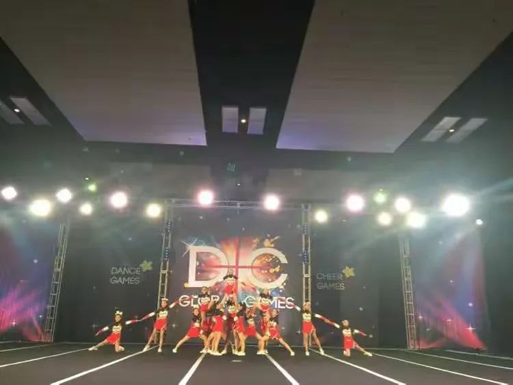  Ming迎来五赛季出色发挥，塞尔维亚队观众热烈欢呼！