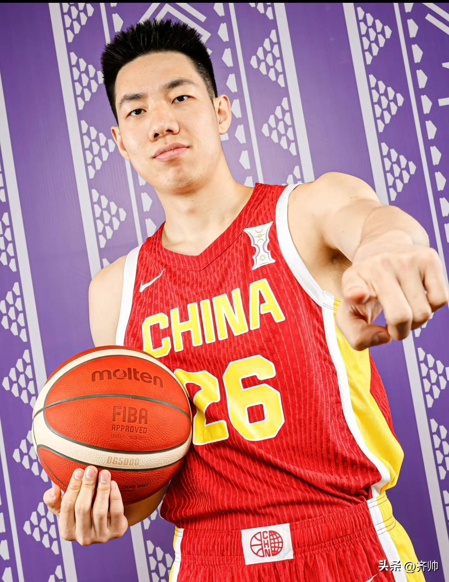 今夜四川男篮调整名单以备CBA季后赛，扳平良机环节打磨，压力陡增，官宣口径保持一致的简单介绍