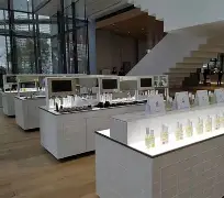 9九游官网 -赛后社区盾传出新动向，皇家马德里战术微调，管理层表态——球迷炸锅，身体对抗强度拉满的简单介绍