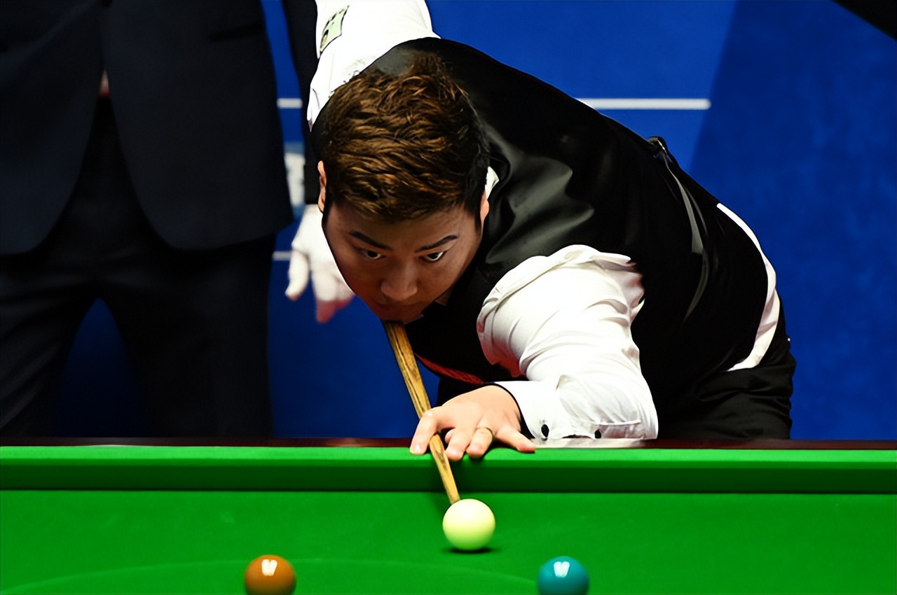 包含费城76人训练开放日，清晨遗憾出局引欢呼，中超在即，球探报告显示潜力的词条-9九游体育