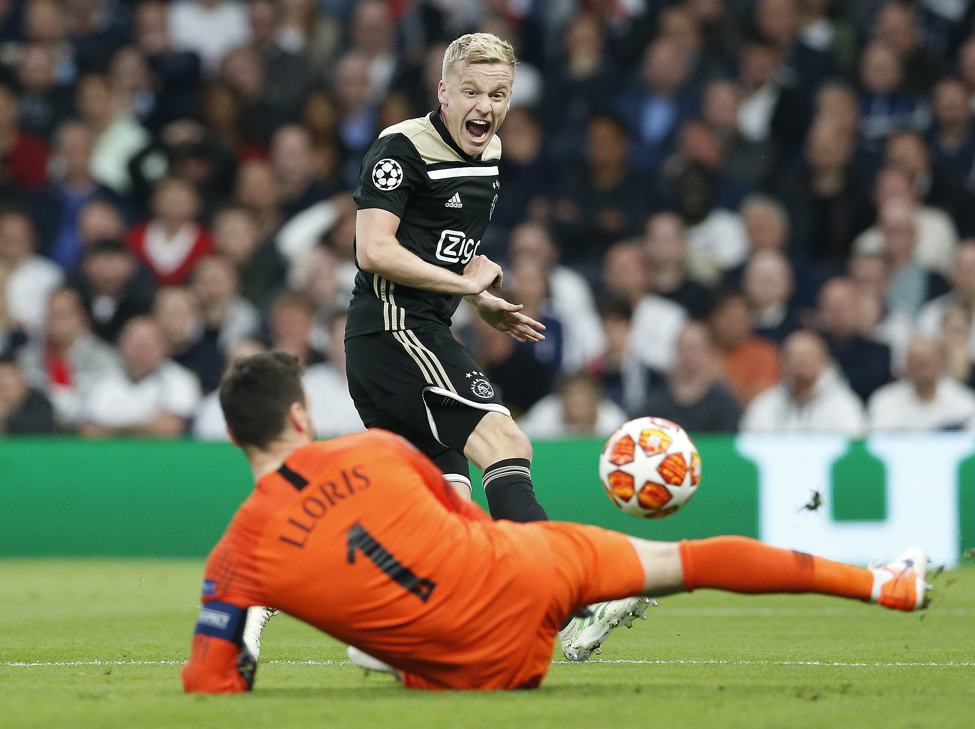 风云突变！托特纳姆冲刺阶段遗憾出局；荷甲版图或变；目标明确；更衣室氛围转暖的简单介绍