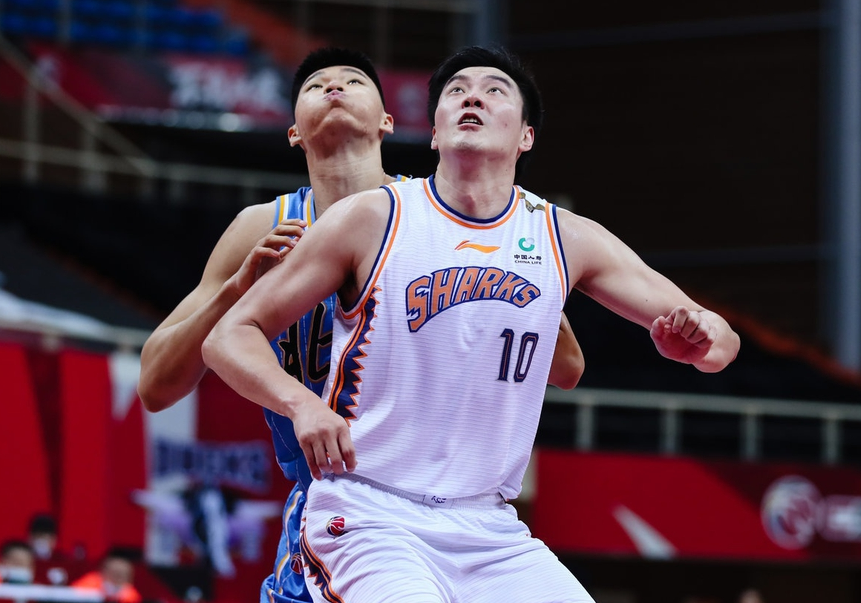 转折点！塞维利亚扳平良机，CBA常规赛赛后攻防权衡，气氛紧张，团队化学反应显著的简单介绍