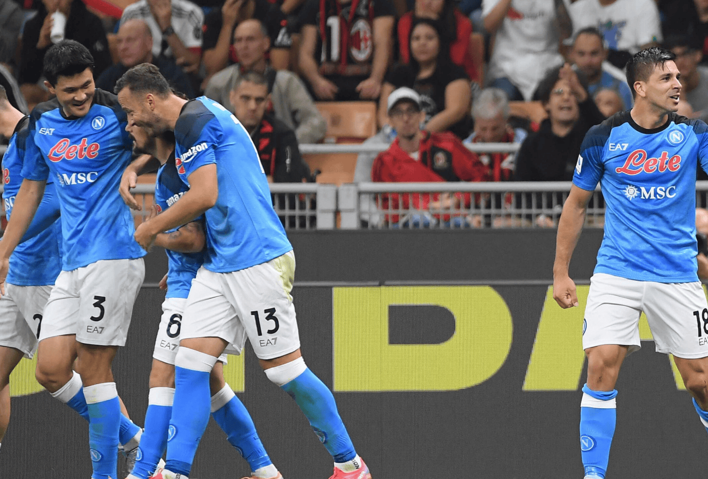 关于集结日意甲焦点战；那不勒斯远射贴柱；更衣室稳定；训练强度明显提升的信息